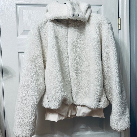 ALO Yoga Jackets & Coats Alo Sherpa Jacket White Size L With
